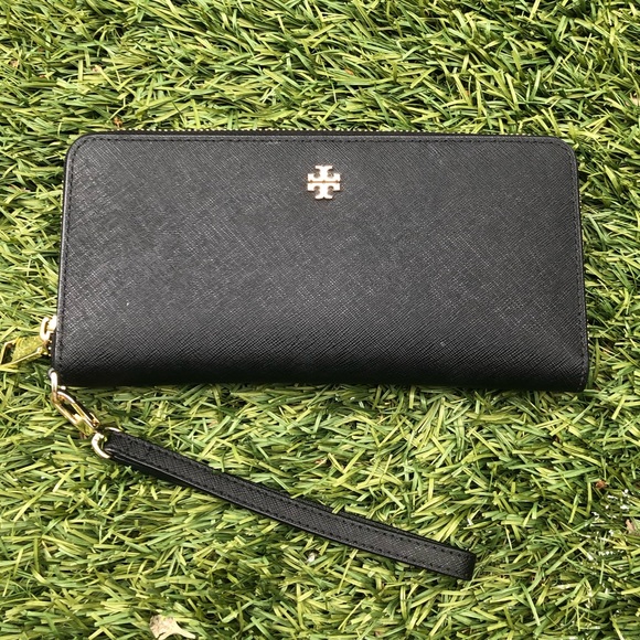 Tory Burch Bags Tory Burch Passport Continental Wallet In Black